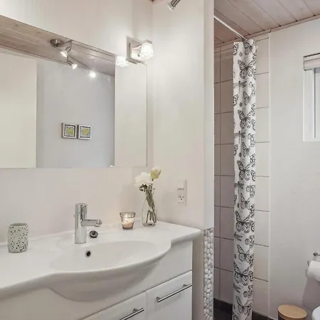 2 Bedroom Stunning In Hals