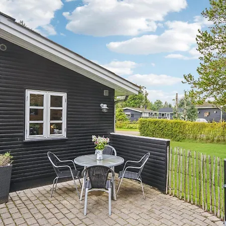 2 Bedroom Stunning In Casa de Férias *