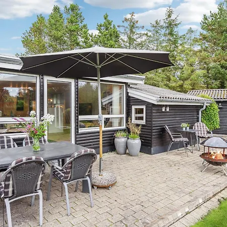 Vakantiehuis 2 Bedroom Stunning In
